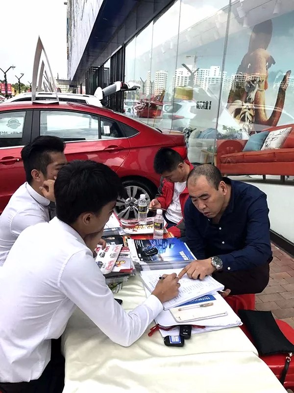 2017海口年末汽车交易会盛大开幕,人气爆棚势